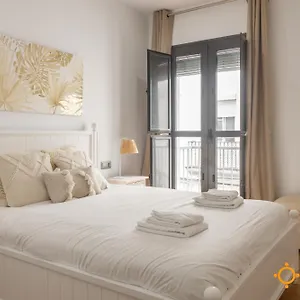 estrella-del-mar-by-cdiz-time-apartments.hotelsincadiz.net/
